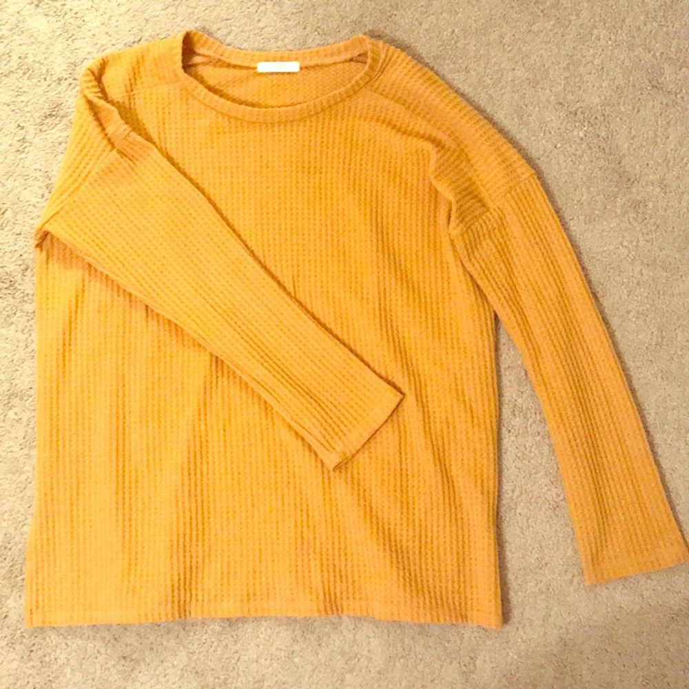 Waffle Knit long sleeve top 💛 NWOT